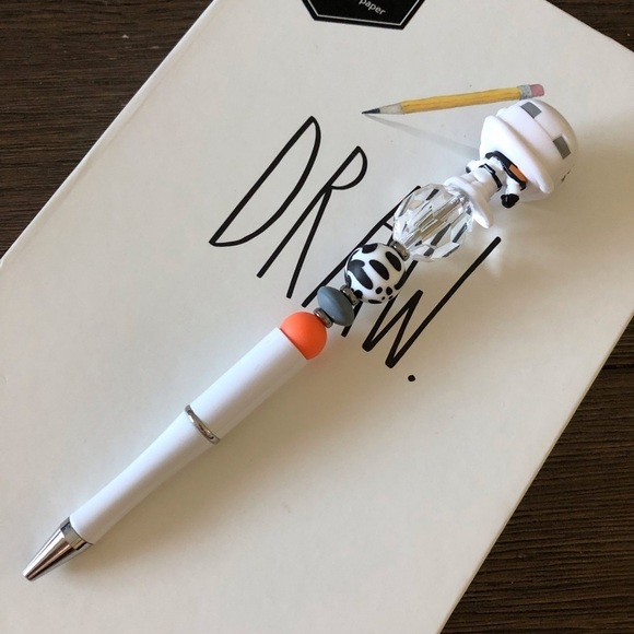 Disney Doorables: Star Wars: Storm Trooper handmade beaded pen - Picture 3 of 3